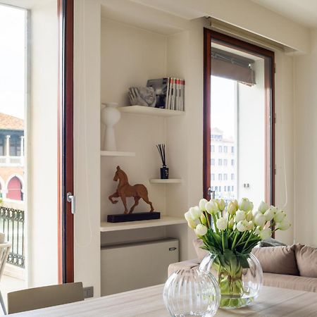 Grand Canal Luxury Apartment With Terrace R&R Venezia Esterno foto