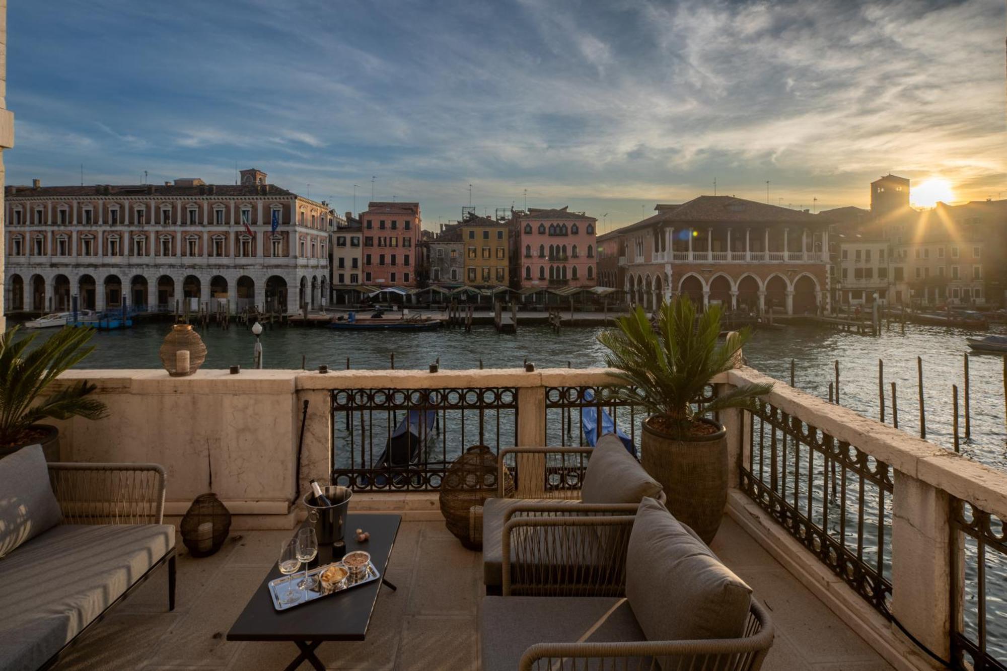 Grand Canal Luxury Apartment With Terrace R&R Venezia Esterno foto